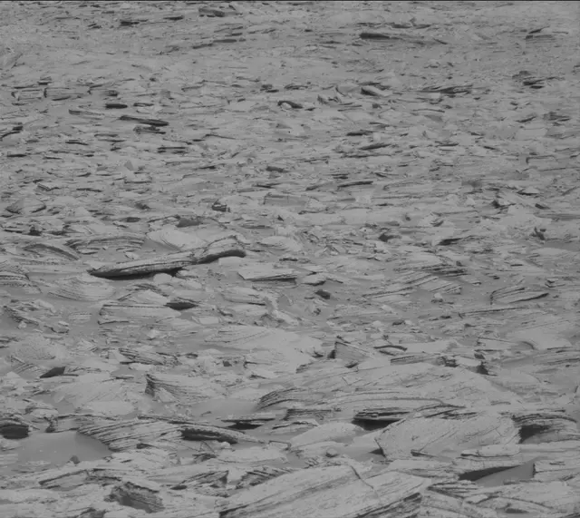 Sol 3886: Mast Camera (Mastcam)