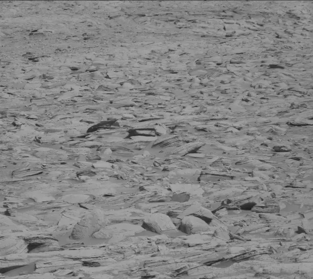 Sol 3886: Mast Camera (Mastcam)