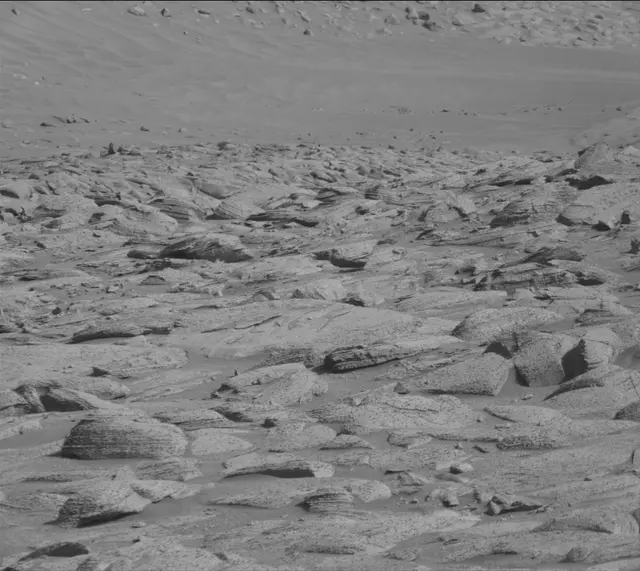 Sol 3886: Mast Camera (Mastcam)