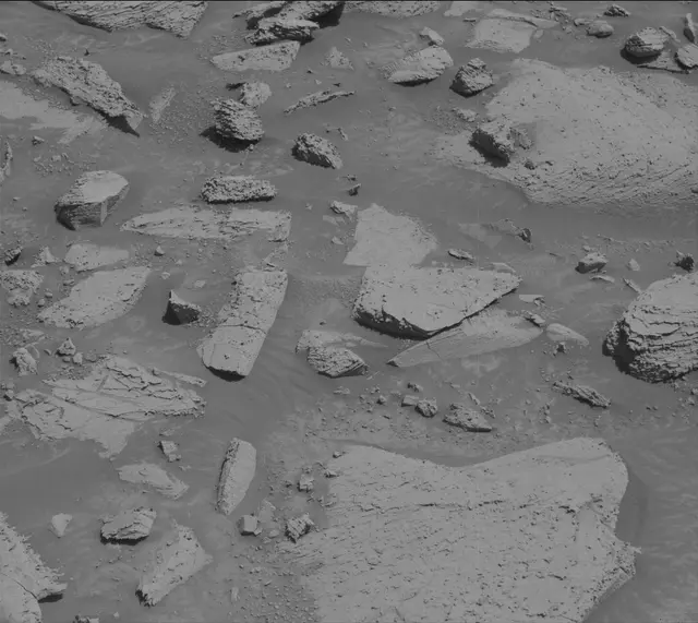 Sol 3887: Mast Camera (Mastcam)