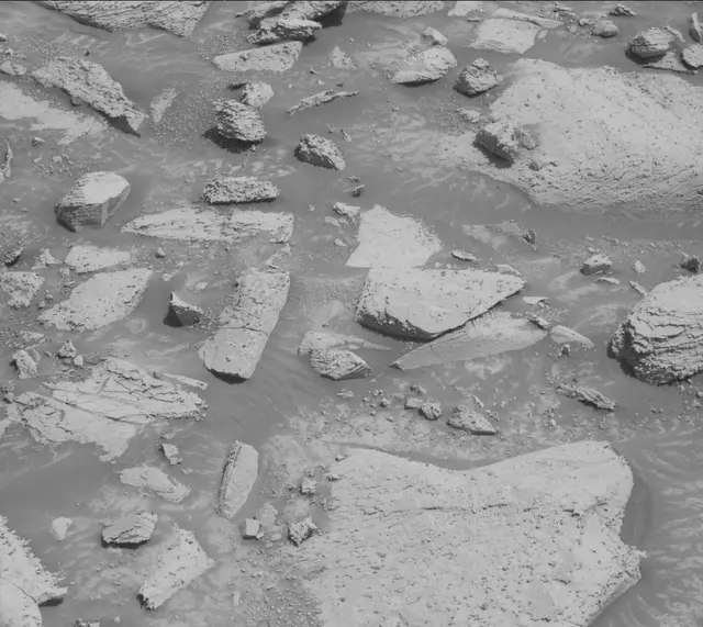 Sol 3887: Mast Camera (Mastcam)