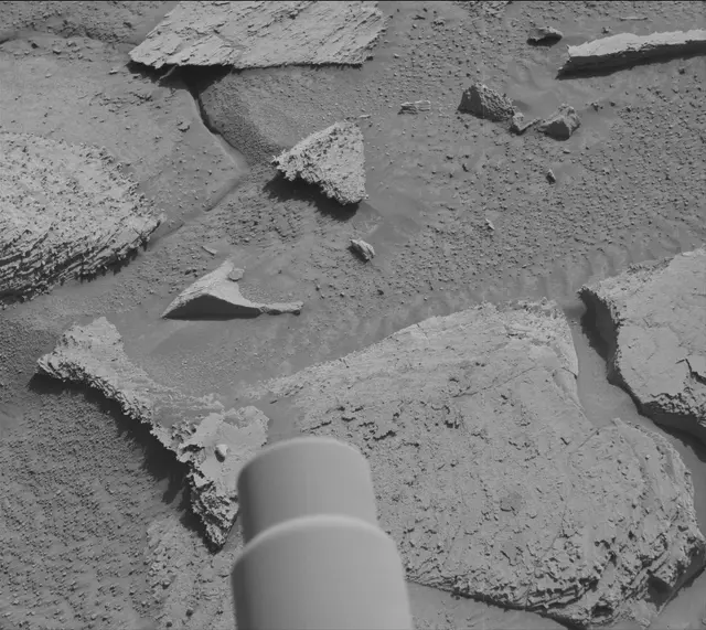 Sol 3887: Mast Camera (Mastcam)