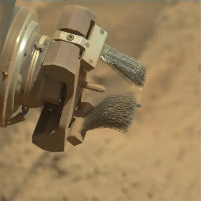 Sol 3887: Mast Camera (Mastcam)