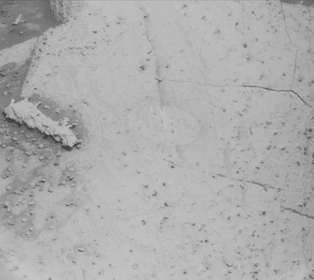 Sol 3887: Mast Camera (Mastcam)