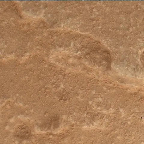 Sol 3887: Mars Hand Lens Imager (MAHLI)