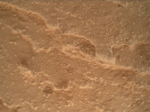 Sol 3887: Mars Hand Lens Imager (MAHLI)