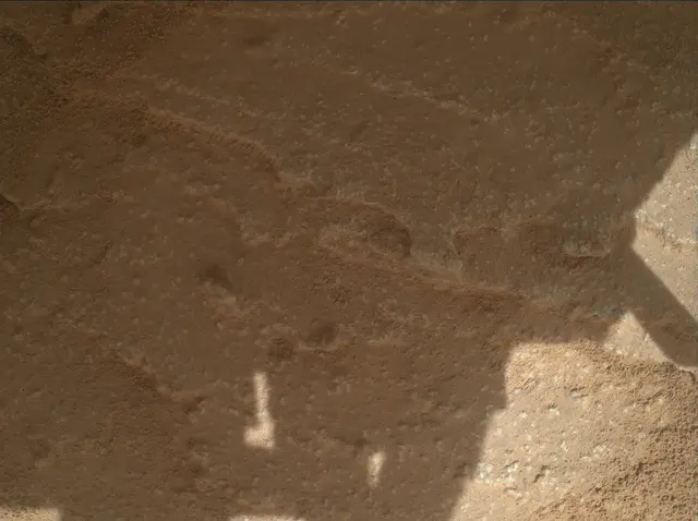 Sol 3887: Mars Hand Lens Imager (MAHLI)