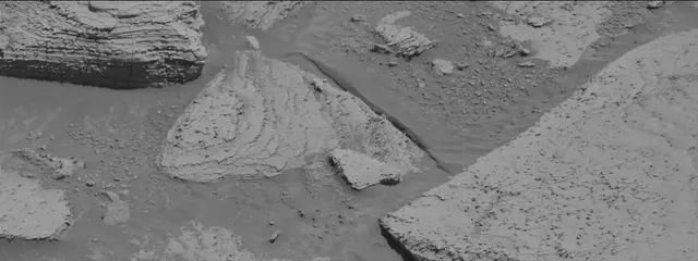 Sol 3889: Mast Camera (Mastcam)