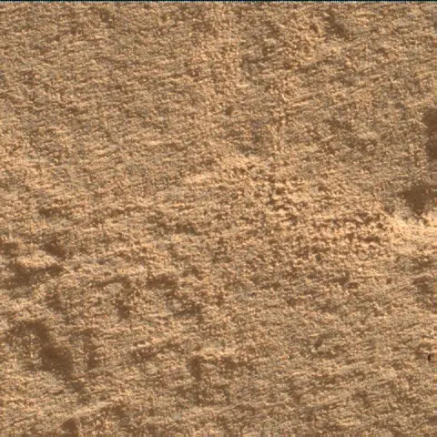 Sol 3889: Mars Hand Lens Imager (MAHLI)