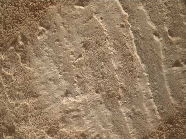 Sol 3889: Mars Hand Lens Imager (MAHLI)