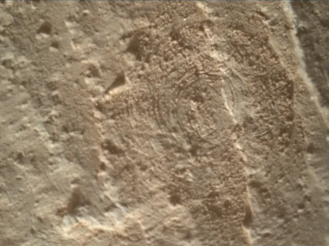 Sol 3889: Mars Hand Lens Imager (MAHLI)