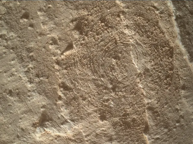 Sol 3889: Mars Hand Lens Imager (MAHLI)