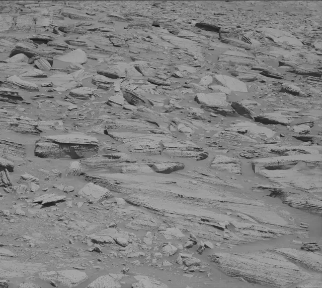 Sol 3890: Mast Camera (Mastcam)