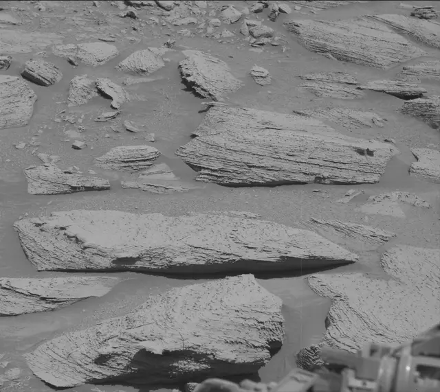 Sol 3890: Mast Camera (Mastcam)