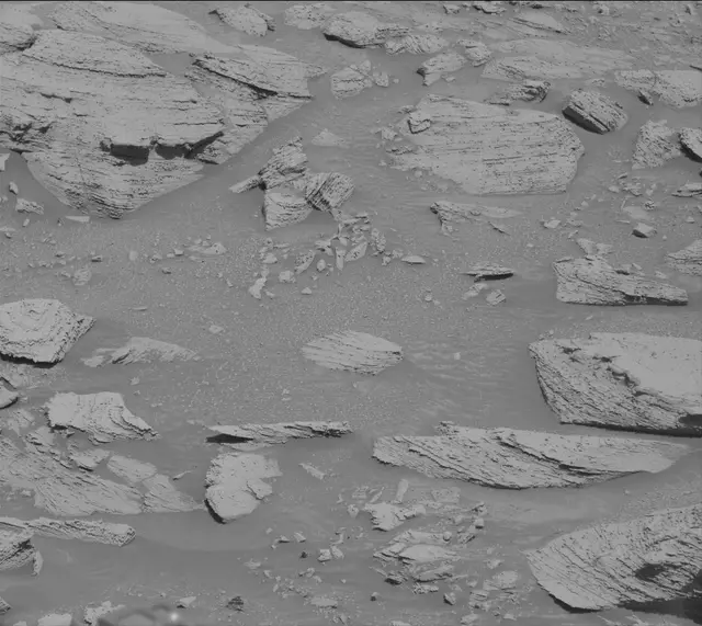 Sol 3890: Mast Camera (Mastcam)