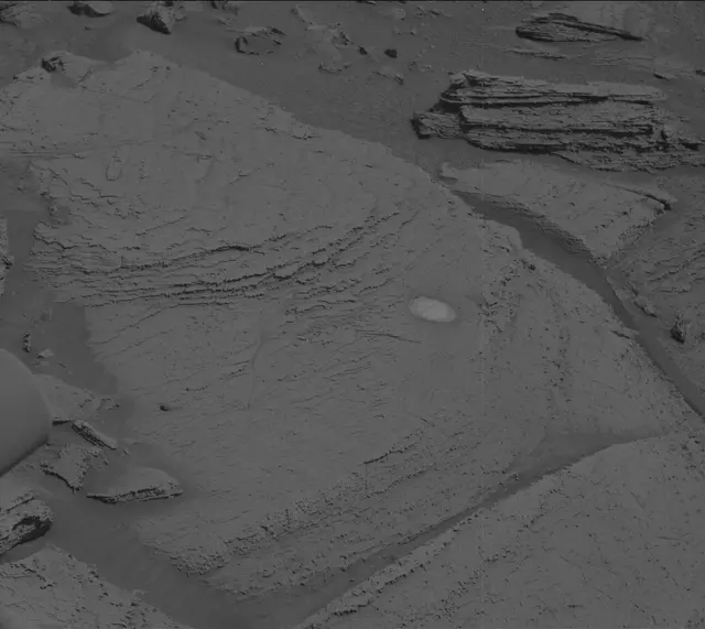 Sol 3890: Mast Camera (Mastcam)