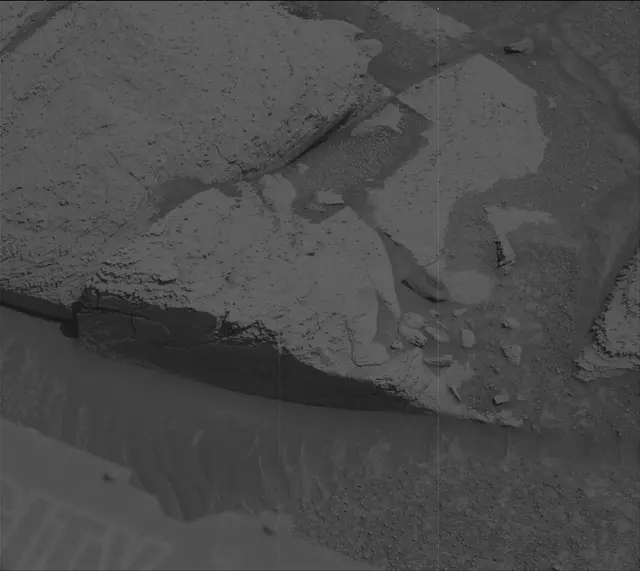 Sol 3890: Mast Camera (Mastcam)