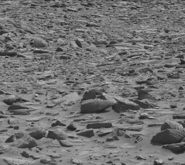 Sol 3890: Mast Camera (Mastcam)