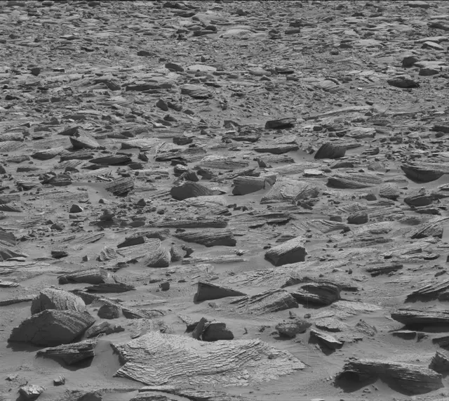 Sol 3890: Mast Camera (Mastcam)