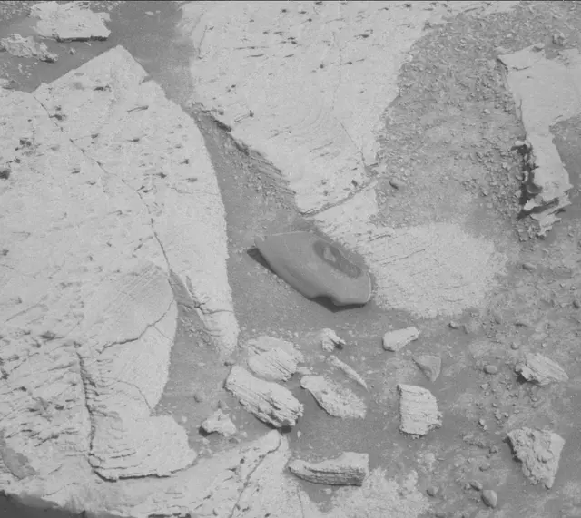 Sol 3890: Mast Camera (Mastcam)