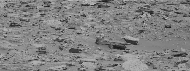 Sol 3892: Mast Camera (Mastcam)