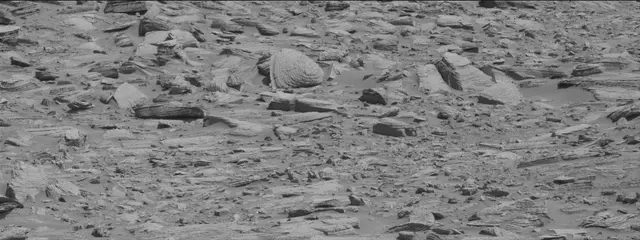Sol 3892: Mast Camera (Mastcam)