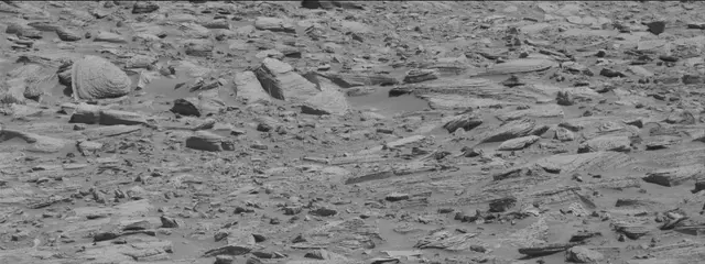 Sol 3892: Mast Camera (Mastcam)
