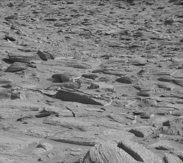 Sol 3892: Mast Camera (Mastcam)