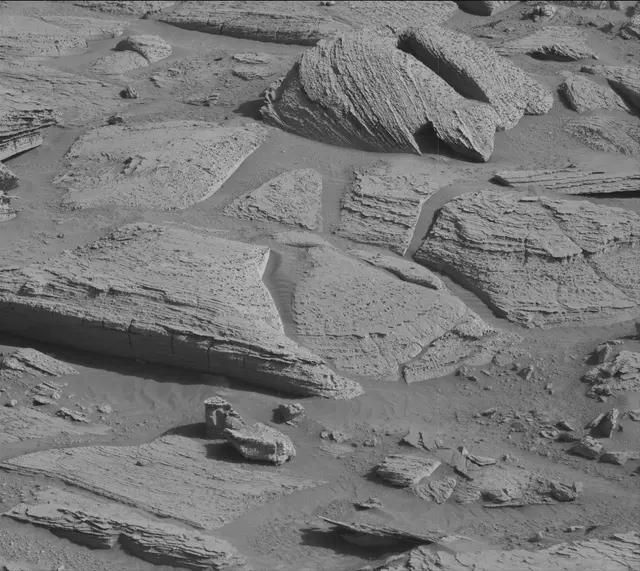 Sol 3892: Mast Camera (Mastcam)
