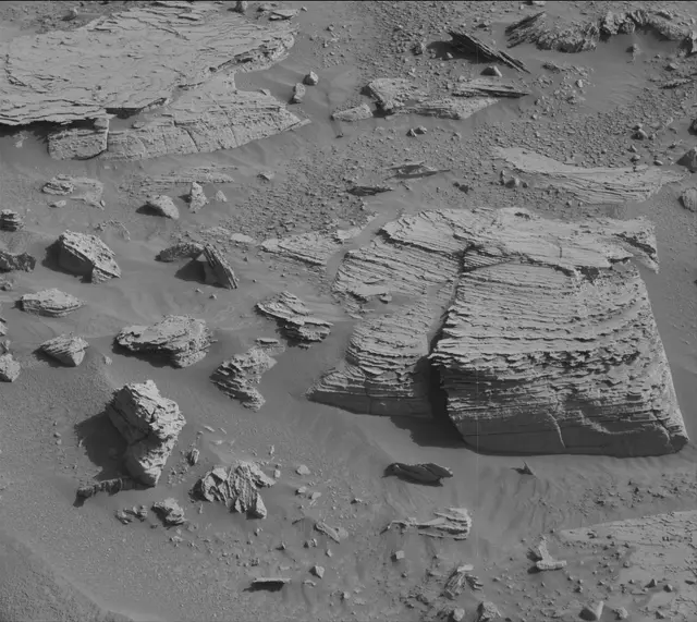 Sol 3892: Mast Camera (Mastcam)