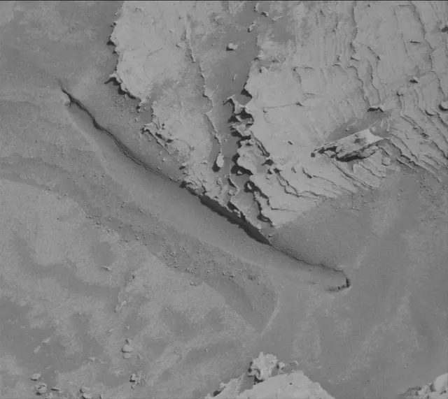 Sol 3892: Mast Camera (Mastcam)