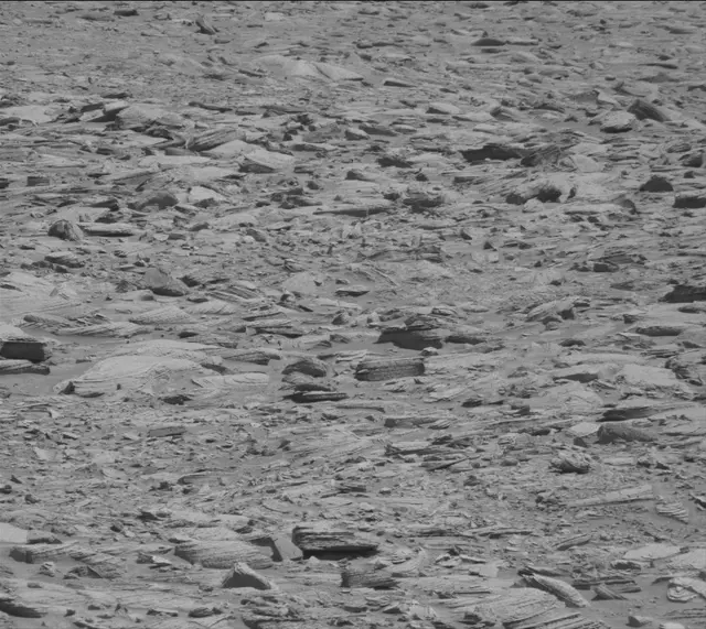 Sol 3892: Mast Camera (Mastcam)