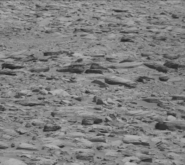 Sol 3892: Mast Camera (Mastcam)