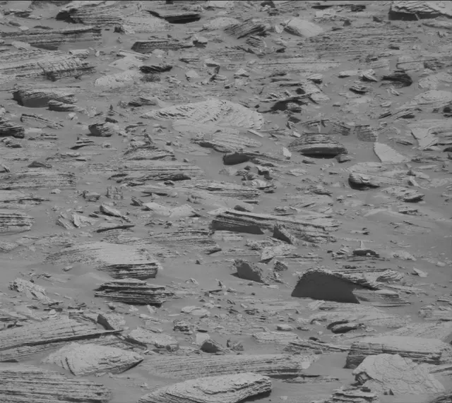 Sol 3892: Mast Camera (Mastcam)