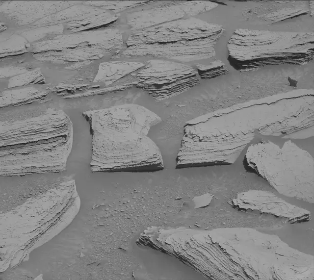 Sol 3894: Mast Camera (Mastcam)