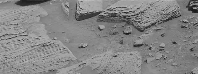 Sol 3894: Mast Camera (Mastcam)