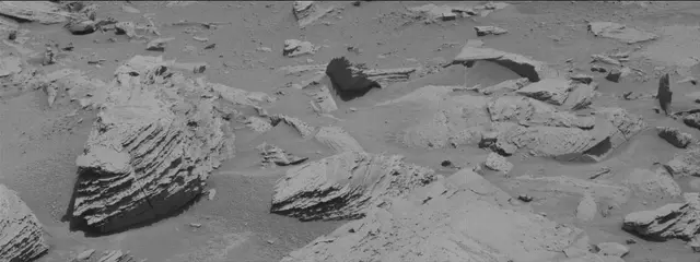 Sol 3894: Mast Camera (Mastcam)