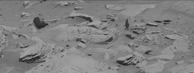 Sol 3894: Mast Camera (Mastcam)