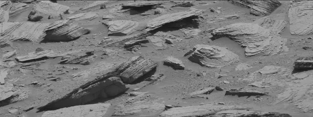 Sol 3894: Mast Camera (Mastcam)