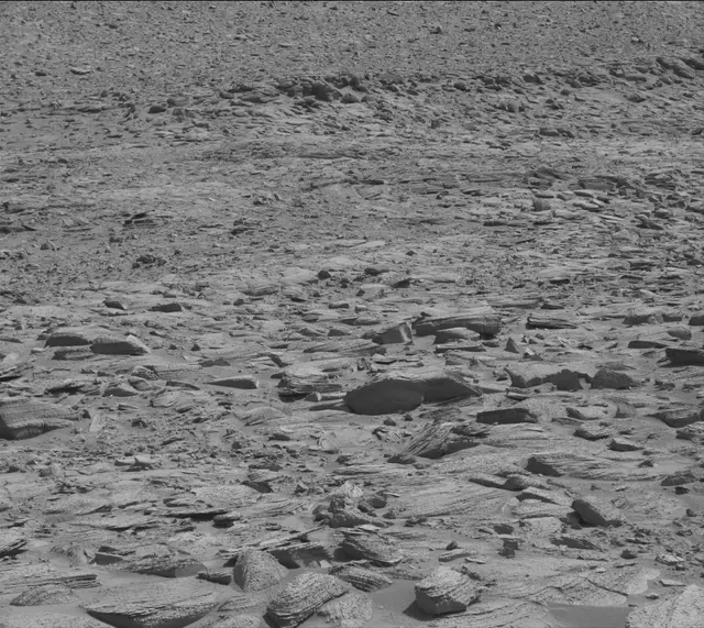 Sol 3894: Mast Camera (Mastcam)