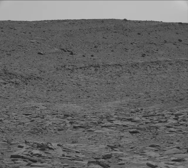 Sol 3894: Mast Camera (Mastcam)