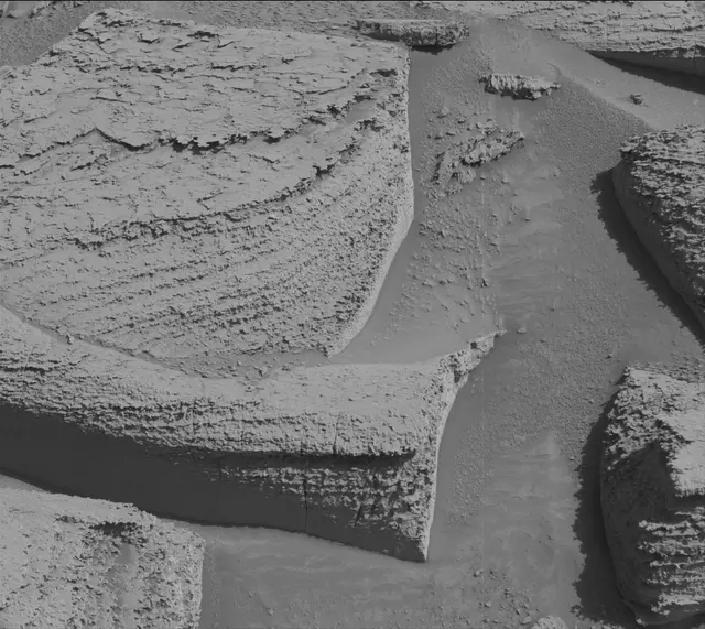 Sol 3894: Mast Camera (Mastcam)