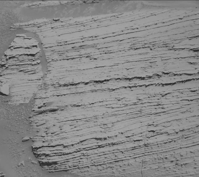 Sol 3894: Mast Camera (Mastcam)