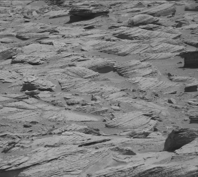 Sol 3894: Mast Camera (Mastcam)