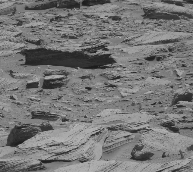 Sol 3894: Mast Camera (Mastcam)