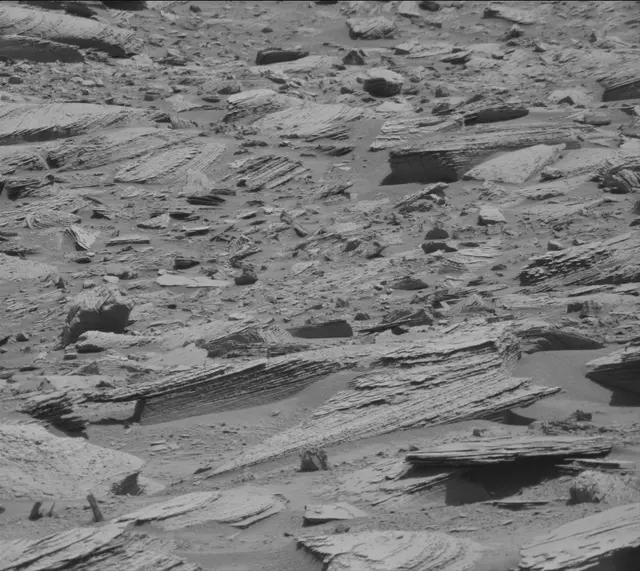 Sol 3894: Mast Camera (Mastcam)