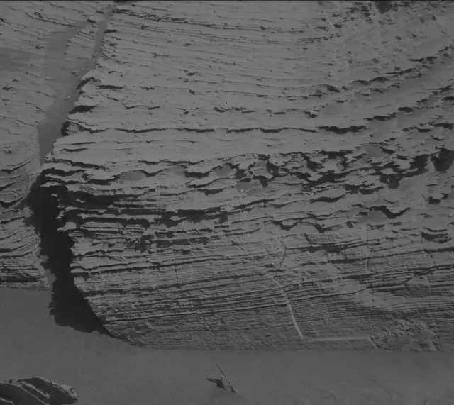Sol 3894: Mast Camera (Mastcam)