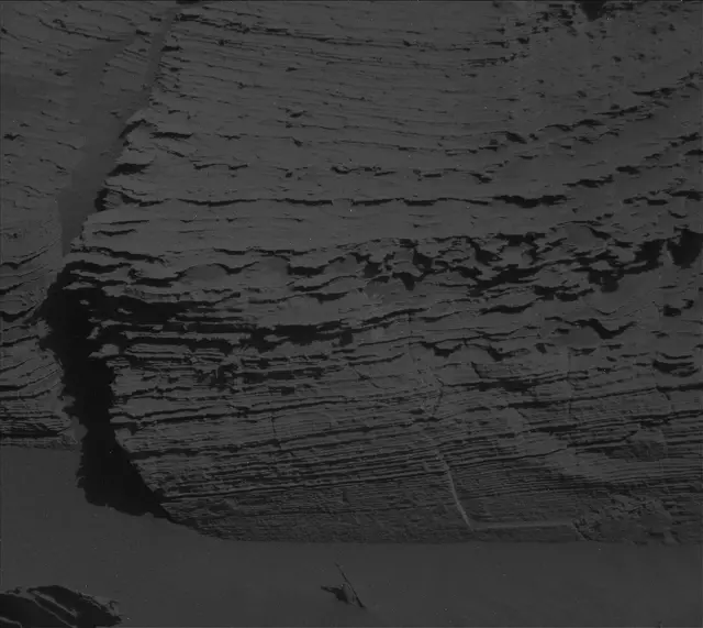 Sol 3894: Mast Camera (Mastcam)