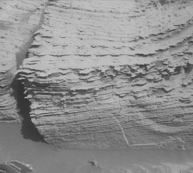 Sol 3894: Mast Camera (Mastcam)