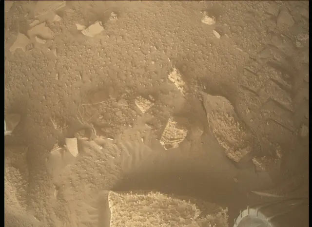 Sol 3894: Mars Descent Imager (MARDI)